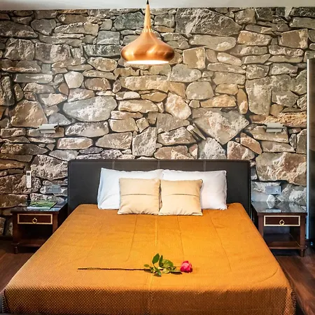 Hotel Enika 3*